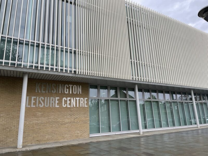 Kensington Leisure Centreの外観