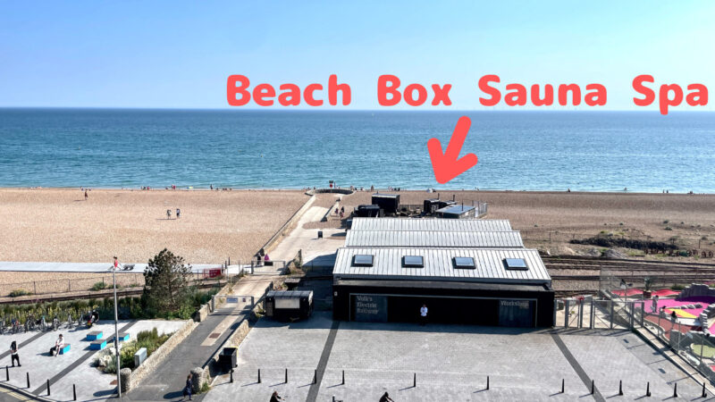 ブライトンの海辺にあるBeach Box Sauna Spa